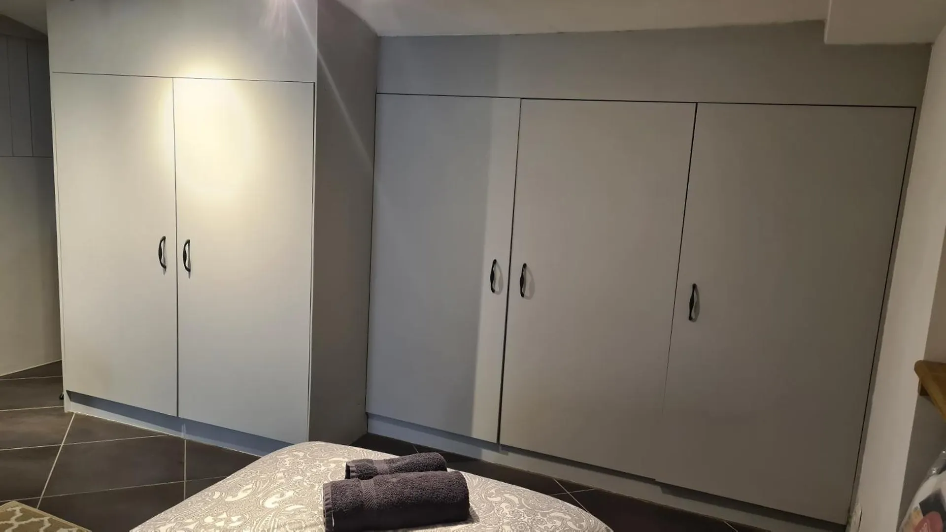 Appartement Cozy Et Atypique Charleroi