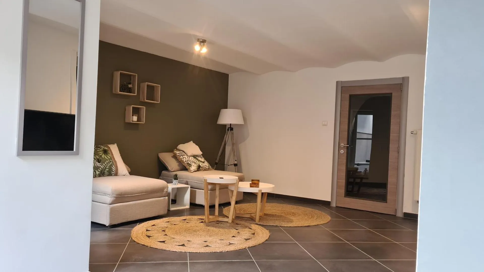 Appartement Cozy Et Atypique Charleroi