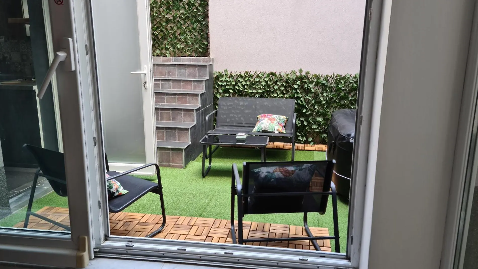 Apartment Appartement Cozy Et Atypique Charleroi
