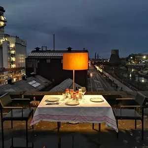  Privatunterkunft Ghostel Providence.be